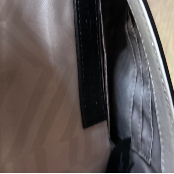 Rebecca Minkoff Love Crossbody Bag White Chevron Leather Silver Hardware - Picture 10 of 10